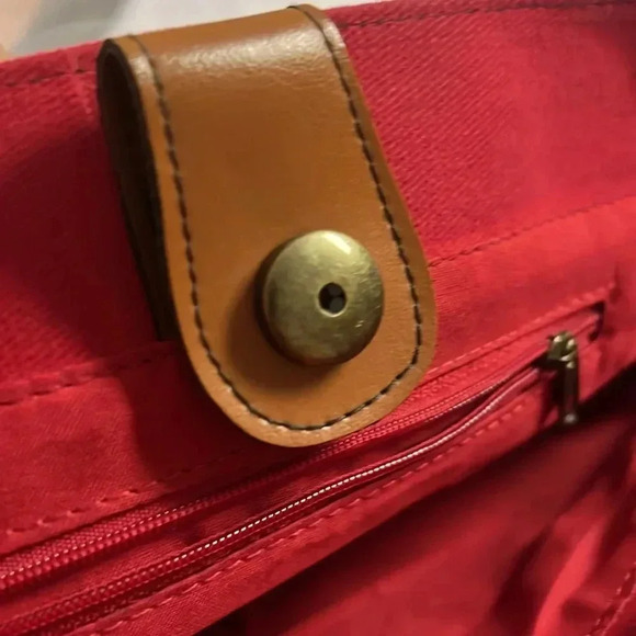 - Disney Winnie the Pooh and Tiger too tote. Great condition - Picture 6 of 9